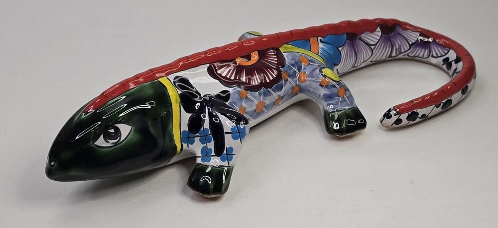 Talavera Iguana Lizard Mexican Pottery Ceramic Art Animal Figure
